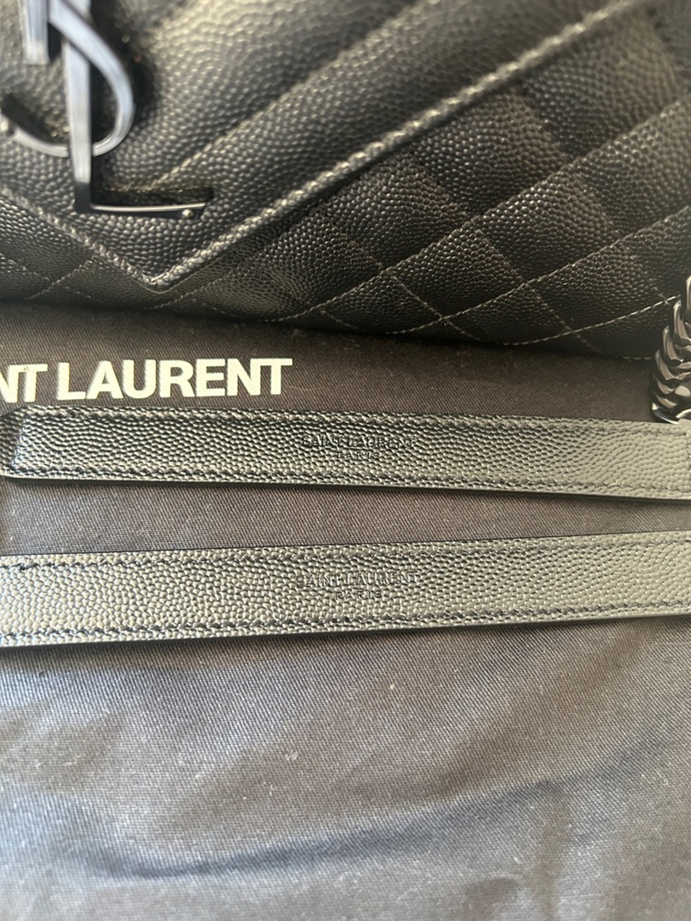 Saint Laurent Medium Envelope Chain Bag - Picture 3 of 11